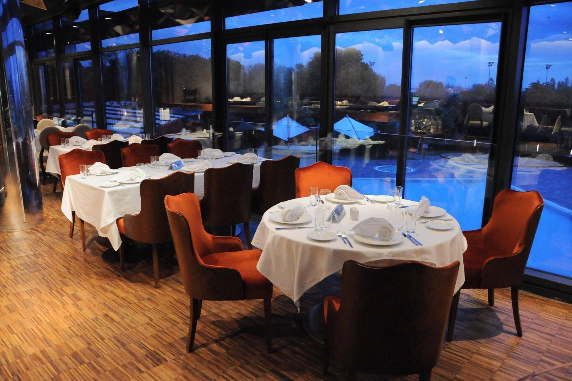 Sheraton Istanbul Atakoy Hotel Eksteriør billede Restaurant