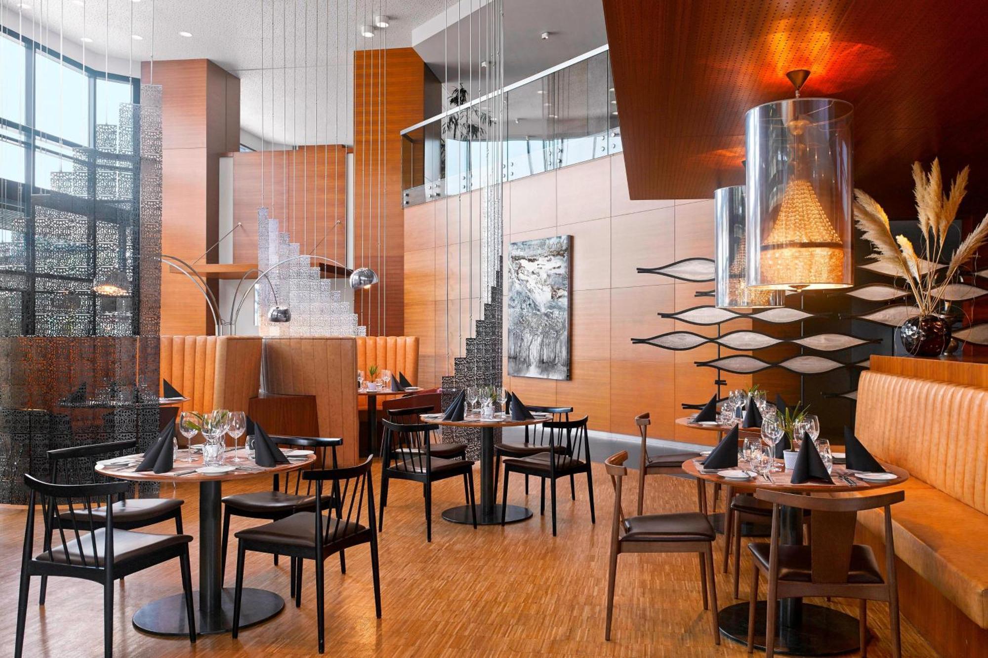 Sheraton Istanbul Atakoy Hotel Eksteriør billede Restaurant