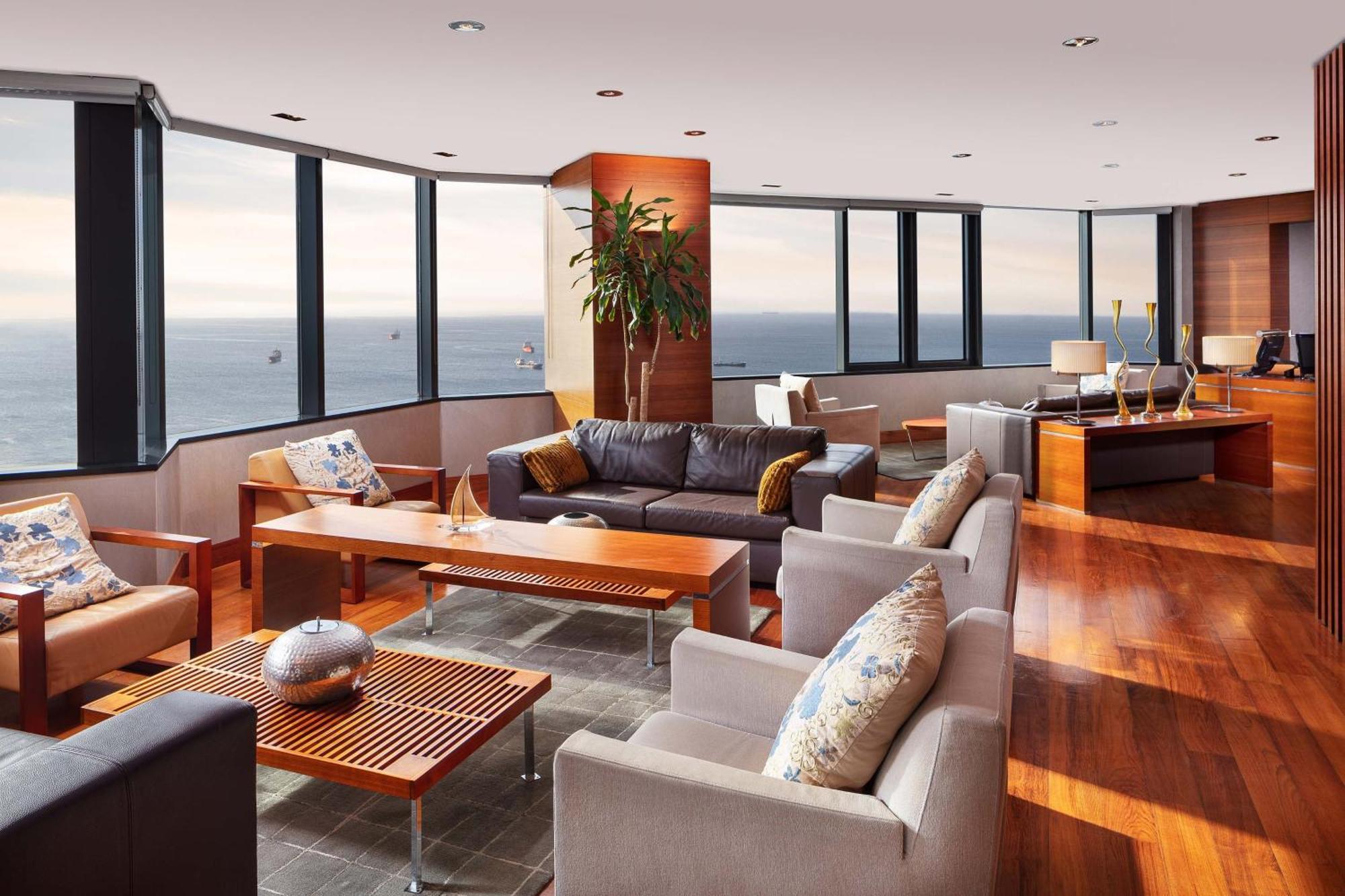 Sheraton Istanbul Atakoy Hotel Eksteriør billede The interior of the club