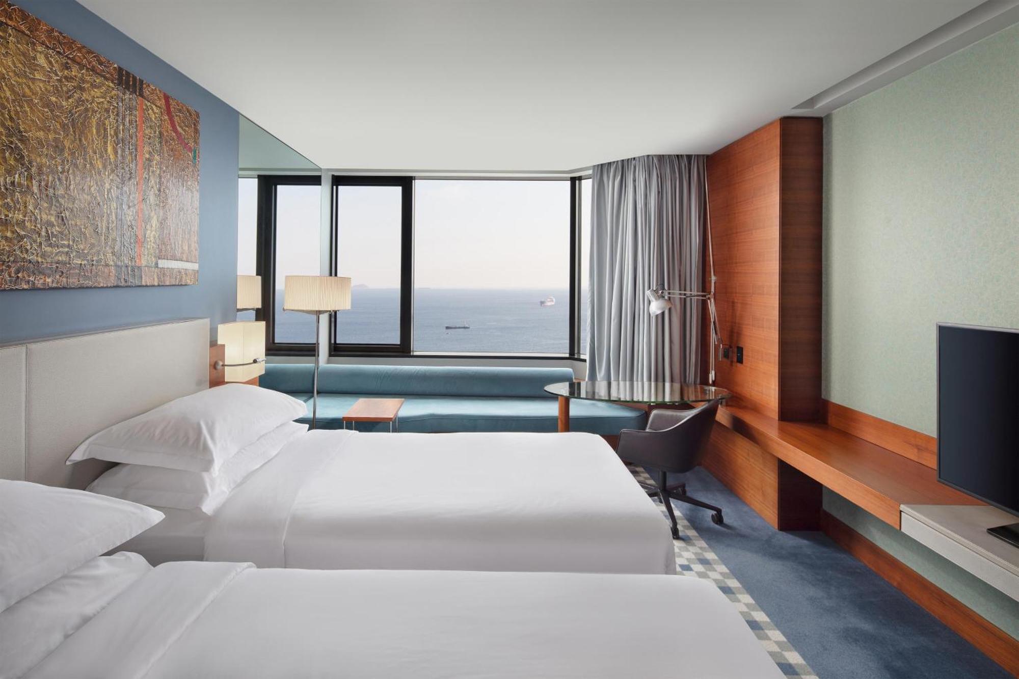 Sheraton Istanbul Atakoy Hotel Eksteriør billede A room at the hotel