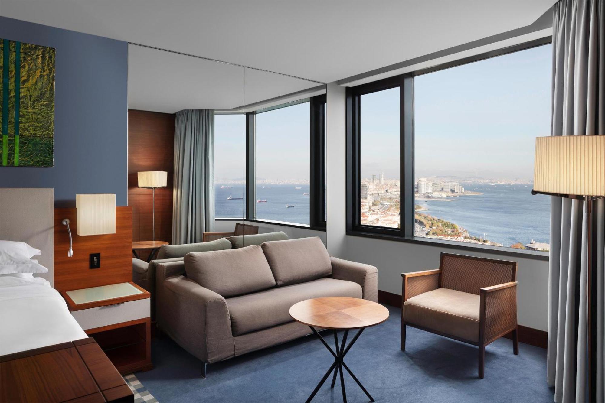 Sheraton Istanbul Atakoy Hotel Eksteriør billede A room at the hotel